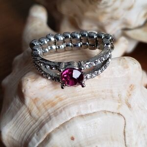 Elegant Silver Ring with Pink Gemstone